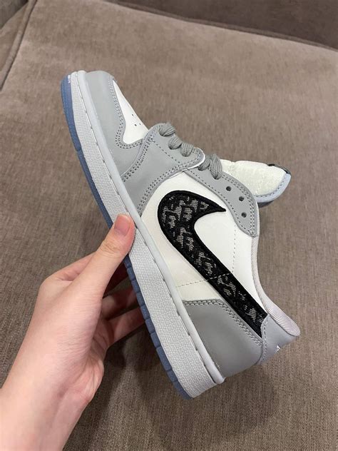 jordan 1 dior cổ thấp